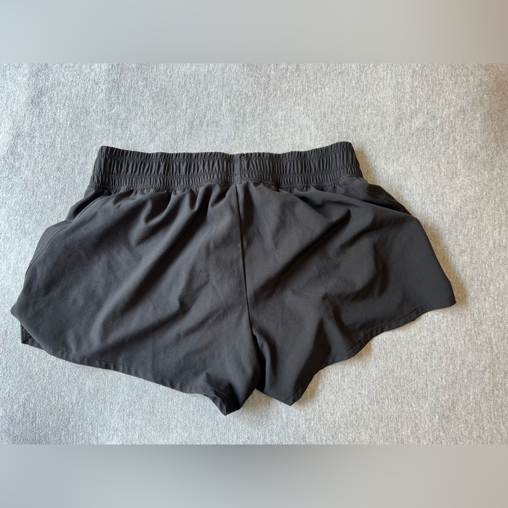 Gap 3” running shorts black - medium